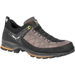 Hiking Shoes Shop 8 SALEWA MS MTN TRAINER 2 WALLNUT/FLUO ORANGE 23